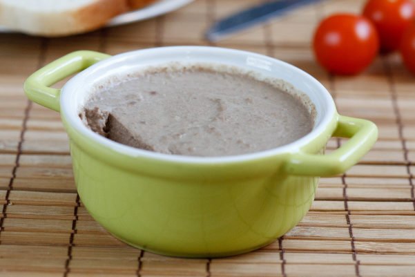 Bảo quản pate gan heo trong hộp