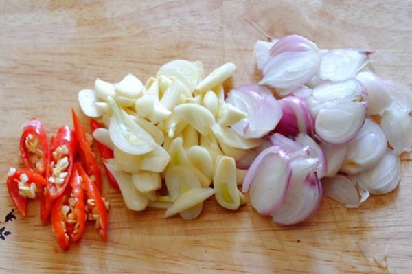 hành tỏi ớt băm