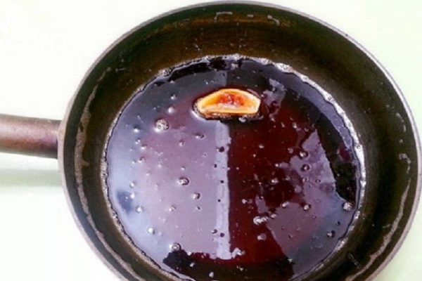 nấu nước đường