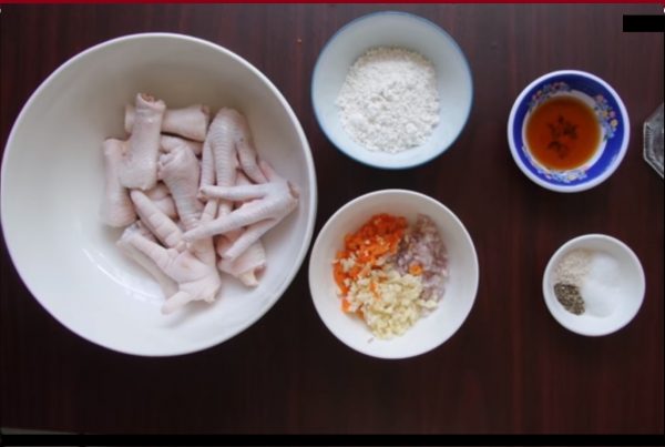 Nguyên liệu làm chân gà chiên nước mắm