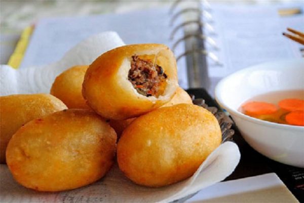 Những chiếc bánh bao chiên thơm ngon