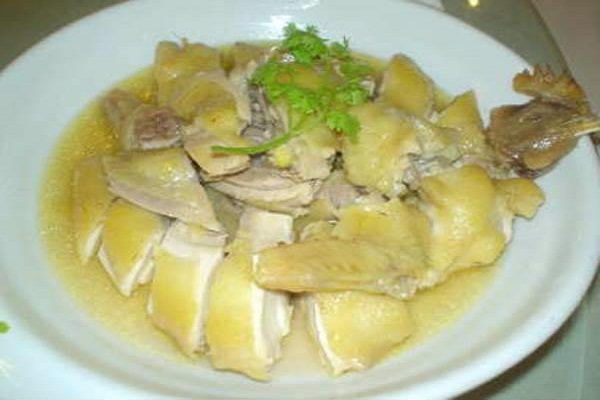 cách làm gà hấp với bia