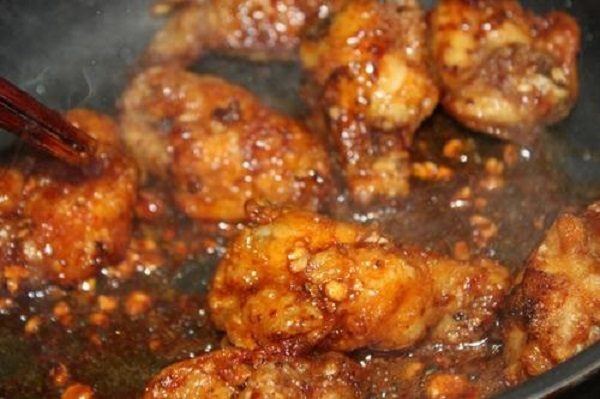 cánh gà chiên nước mắm me