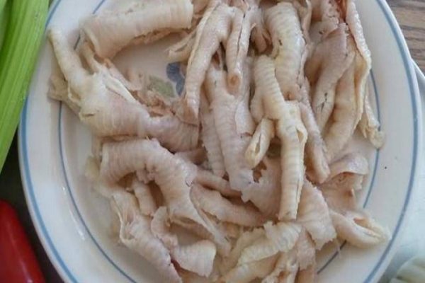 Chân gà rút xương