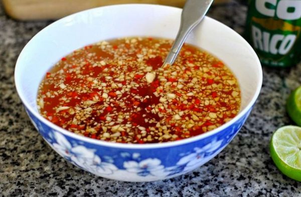 làm nucớ mám tỏi ớt