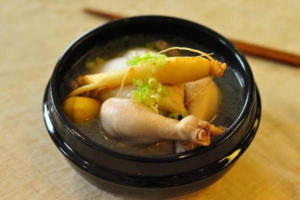 Món gà hầm sâm thơm ngon