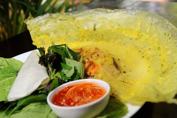 nước mắn chay ăn chung với bánh xèo chay