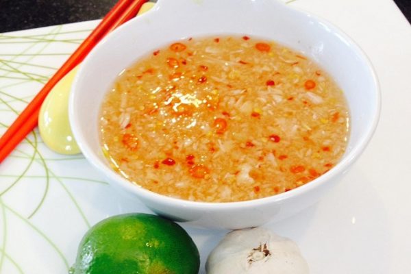 nước mắm làm sốt gà