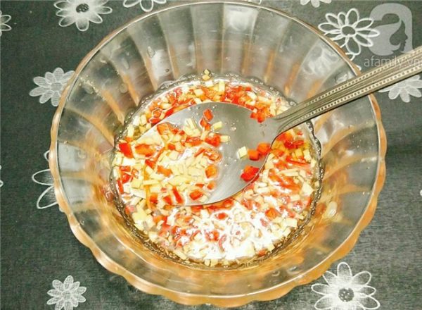 Nước mắm tỏi ớt