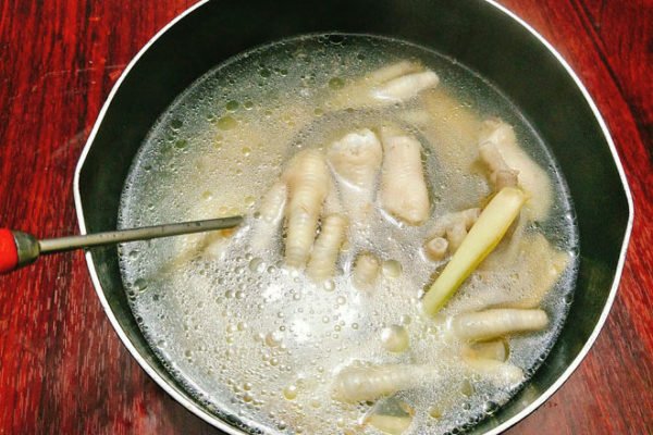 thao tác luộc gà