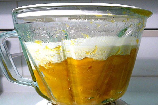 xay nguyên liệu làm kem xoài