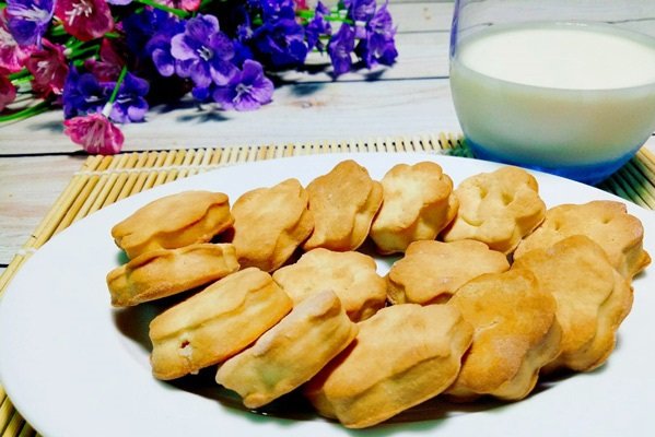 bánh quy bơ sữa