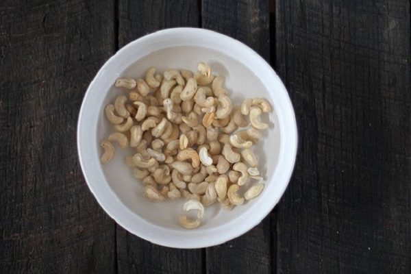 hạt điều ngâm nở