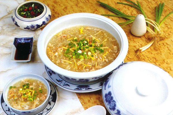 món súp trứng gà nấm hương cho bé