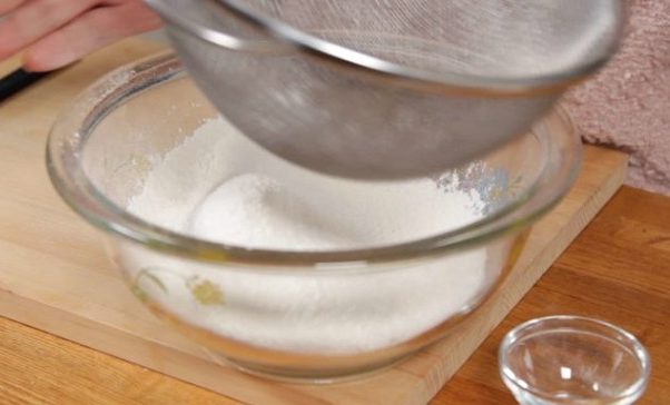 rây bột bánh nướng