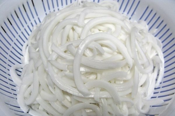 mứt dừa non thái sợi