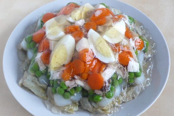 thịt nấu đông gà với trứng