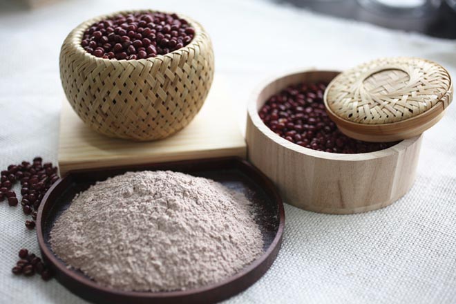 bột mì và đậu đỏ