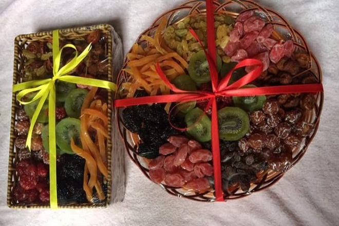 khay mứt trái cây ngày Tết