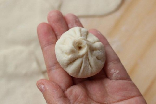 nặn tạo hình bột bánh bao