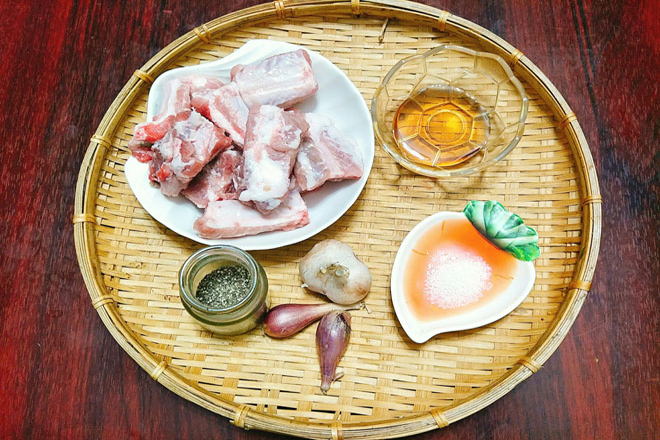nguyên liệu làm sườn xào chua ngọt mật ong