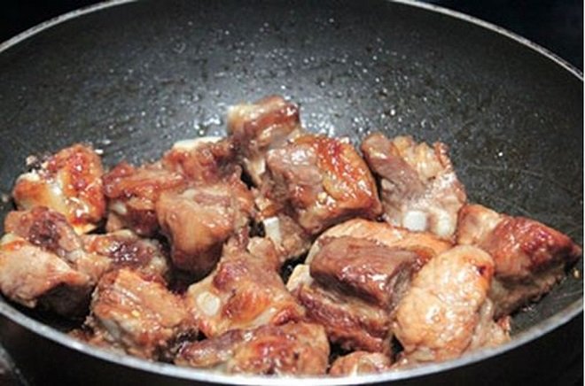 cách kho sườn