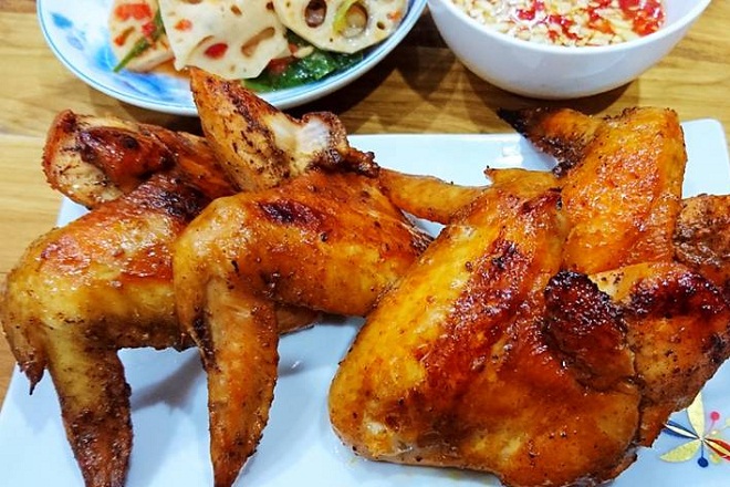 dĩa cánh gà nướng mật ong