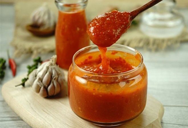 hỗn hợp nước mắm tương ớt chua cay