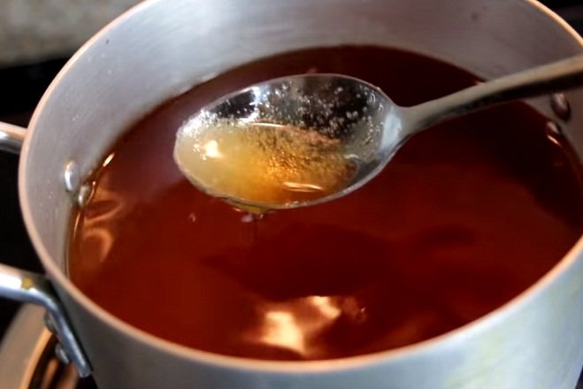 nấu nước mắm ngâm thịt ba chỉ