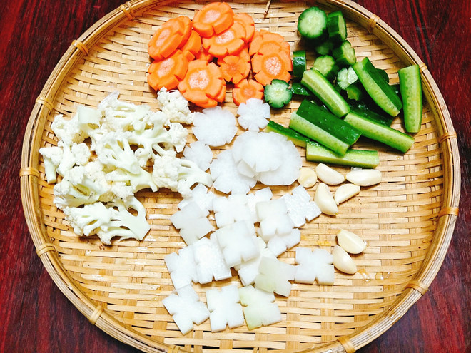 nguyên liệu làm dưa món ngâm nước tương