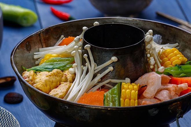 nồi lẩu thái chay chua cay ngon