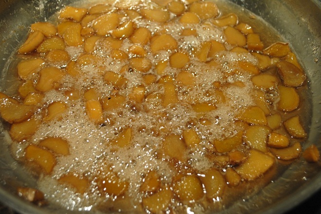 sên mứt gừng mật ong