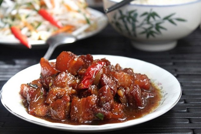 thịt kho tiêu nước sệt