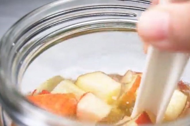 cách làm giấm táo ngâm mật ong