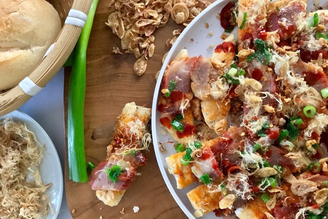 món bánh mì nướng muối ớt