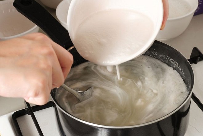 nấu hỗn hợp thạch rau câu