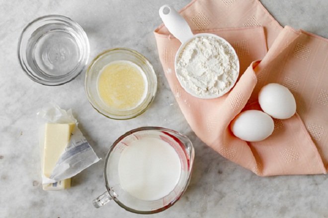 nguyên liệu làm bánh crepe đơn giản