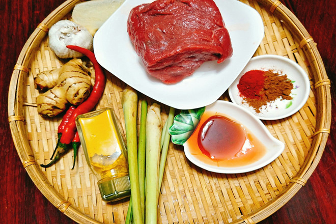 nguyên liệu làm thịt bò khô miếng