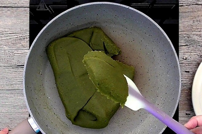 cách làm nhân đậu trắng với matcha bánh mochi