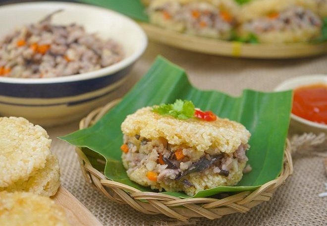 cách làm xôi chiên nhân thịt nấm trông hút mắt