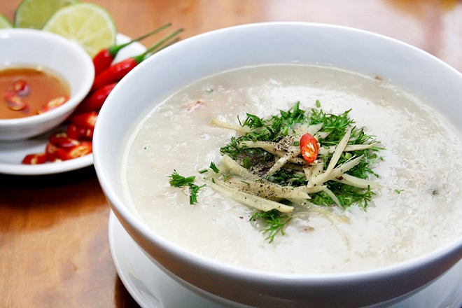cháo thịt bò bằm xương heo