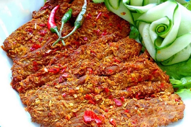 miếng thịt lợn giả bò khô