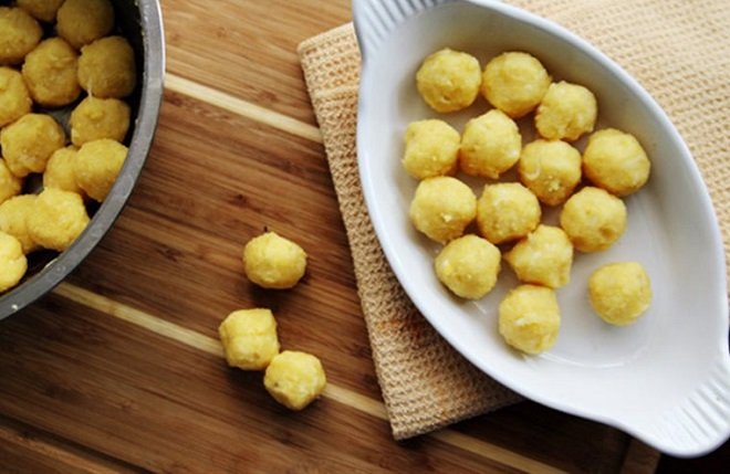 nặn nhân đậu xanh