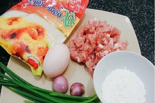 nguyên liệu làm thịt viên chiên xù