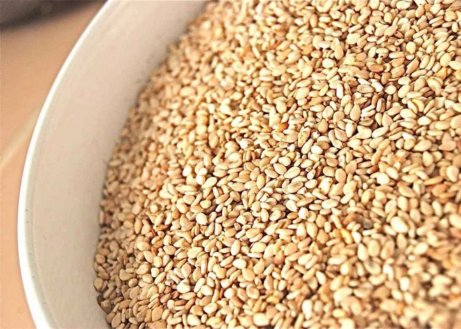 nguyên liệu mè rang thơm nhẹ