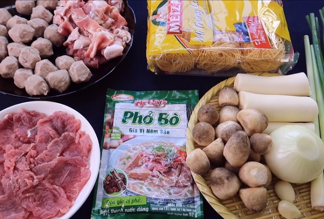 những nguyên liệu không thể thiếu trong món lẩu bò viên rau nấm