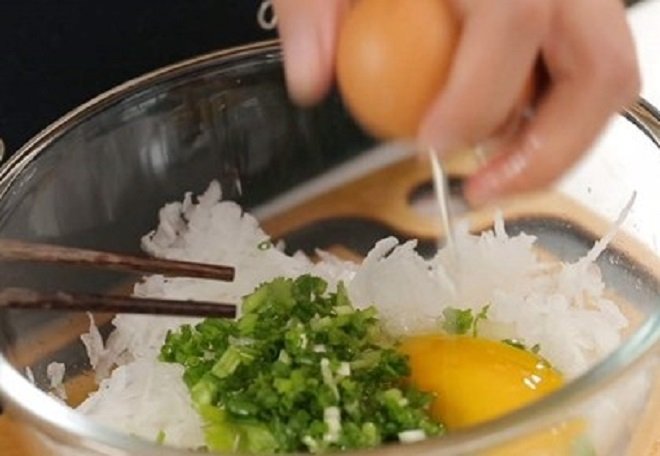 tạo hình thịt viên