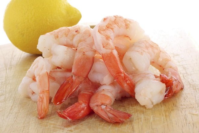 tôm đã lột vỏ, cắt đầu