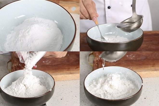 trộn bột gạo ngọt với nước